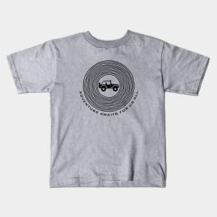 Travelling by car Kids T-Shirt